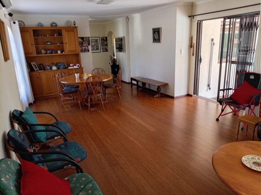 4 Bedroom Property for Sale in Edgemead Western Cape